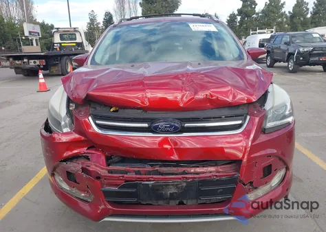 2013 Ford Escape Titanium z USA, uszkodzony, nr VIN 1FMCU0J95DUA59523
